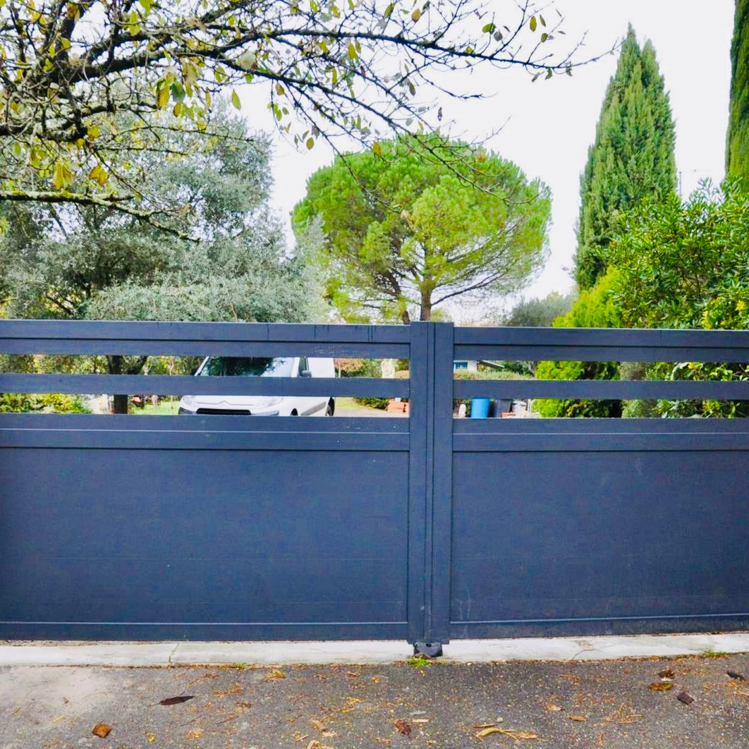 Portail Battant Aluminium Bretagne
