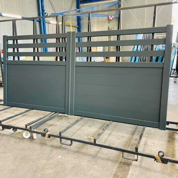 Portail Battant Aluminium Bretagne