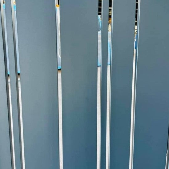 Portail Battant Aluminium Gruissanais