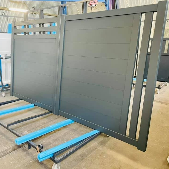 Portail Battant Aluminium Paradou