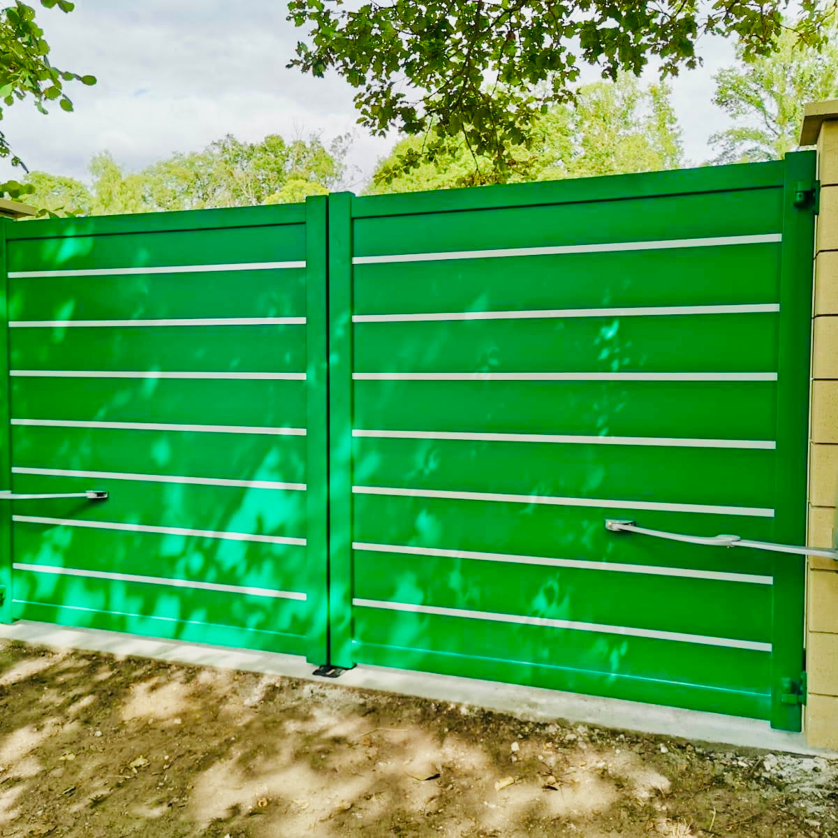 Portail Battant Aluminium Sainte Croix