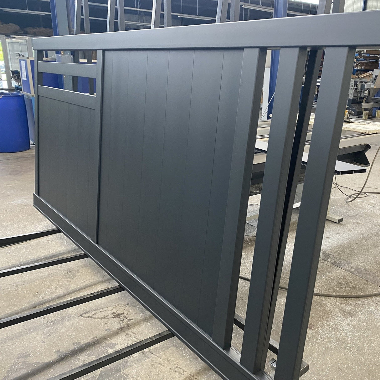 Portail Coulissant Aluminium Alpilles