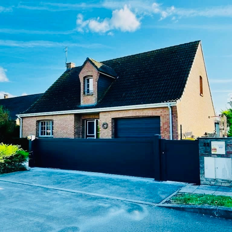 Portail Coulissant Aluminium Landes