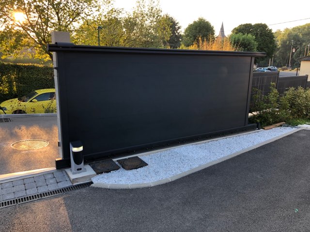 Portail Coulissant Aluminium Landes