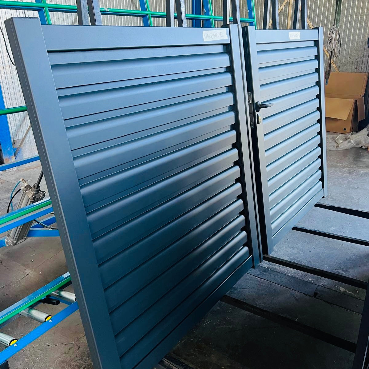 Portail Battant Aluminium Roubaix